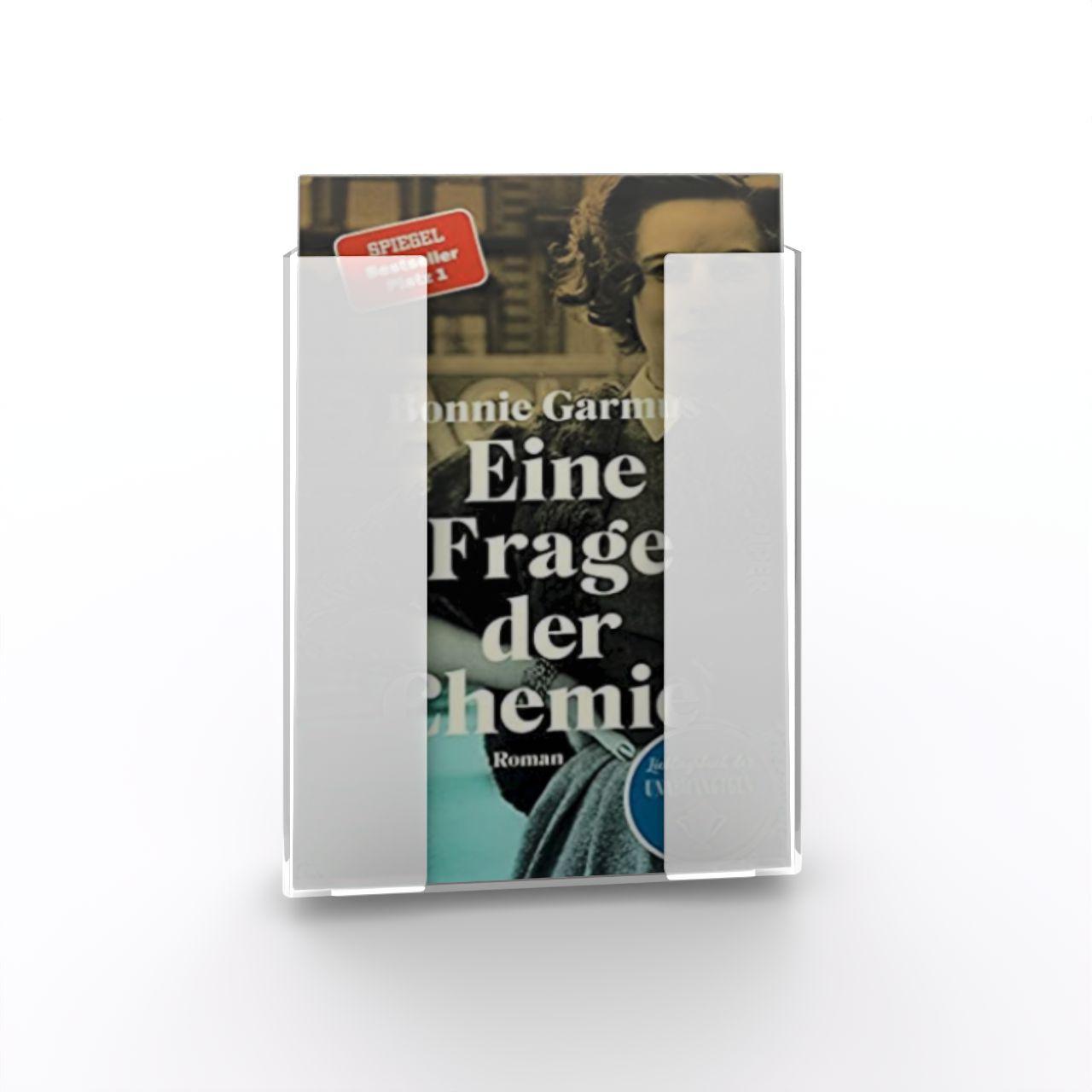 Acryldisplay Prospekthalter DIN A4 Acryldisplay Prospekthalter DIN A4; Entnahme der Prospekte von oben; zum Einhängen in Präsentationsschiene Breite: 220 mm Tiefe: 40 mm Höhe: 270 mm Kunststoff, glasklar